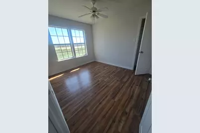 1019 San Jacinto Street, Lockhart, TX 78644 - Photo 20