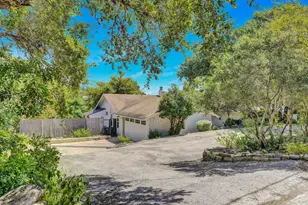 2419 Trail Of Madrones, Austin, TX 78746 - Photo 4