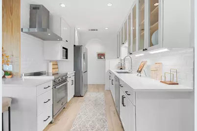 2419 Trail Of Madrones, Austin, TX 78746 - Photo 8