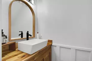 915 Tanglewood Dr, Leander, TX 78641 - Photo 8