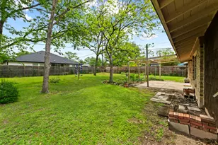 8301 Polar Dr, Austin, TX 78757 - Photo 26