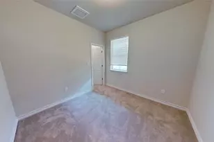 176 Boxwood Dr, Buda, TX 78610 - Photo 18