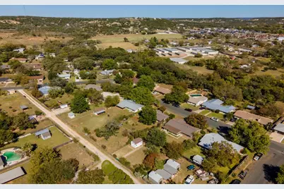 203 Broadmoor Drive, Fredericksburg, TX 78624 - Photo 34