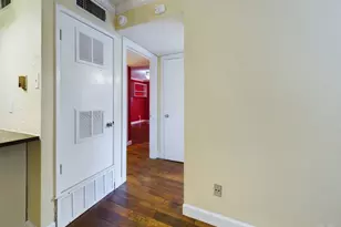 803 W 28th St, Austin, TX 78705 - Photo 6