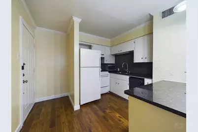 803 W 28th Street #206, Austin, TX 78705 - Photo 4