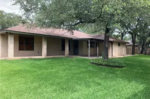 203 Oakwood Dr, Georgetown, TX 78628 - Photo 22