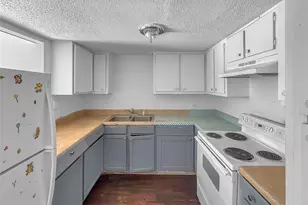 8611 Putnam Dr, Austin, TX 78757 - Photo 6