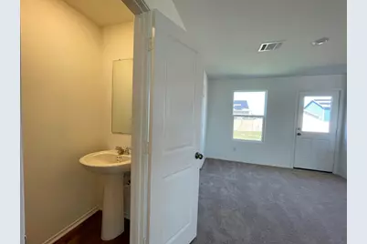 101 Hellcats Way, Jarrell, TX 76537 - Photo 14