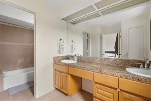 4711 Spicewood Springs Rd, Austin, TX 78759 - Photo 28