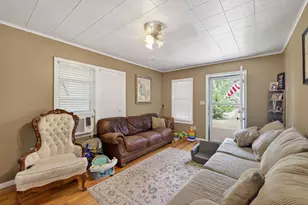 621 S Main St, Lockhart, TX 78644 - Photo 8