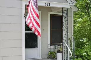 621 S Main St, Lockhart, TX 78644 - Photo 4