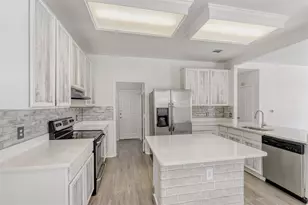 4508 Peach Grove Rd, Austin, TX 78744 - Photo 8