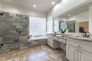 9201 Silver Pine Cove, Austin, TX 78733 - Photo 16