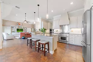 9201 Silver Pine Cove, Austin, TX 78733 - Photo 4