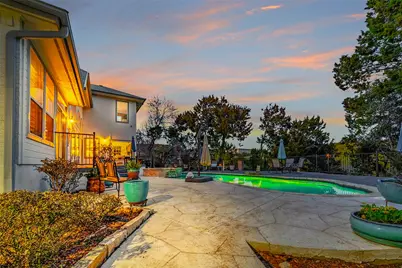 9201 Silver Pine Cove, Austin, TX 78733 - Photo 10
