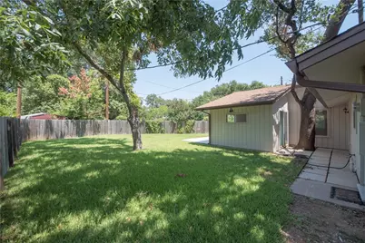 2902 Silverleaf Drive, Austin, TX 78757 - Photo 26