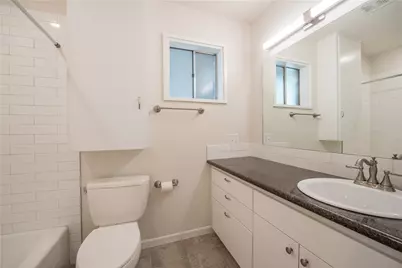 2902 Silverleaf Drive, Austin, TX 78757 - Photo 20