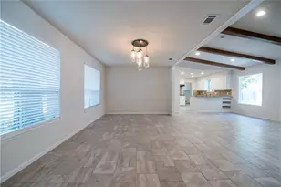 2902 Silverleaf Dr, Austin, TX 78757 - Photo 2