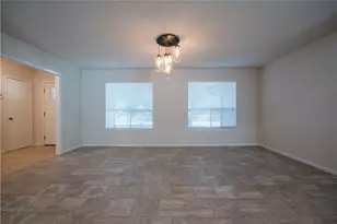 2902 Silverleaf Dr, Austin, TX 78757 - Photo 14