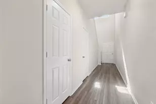 201 Katie Elder Dr, Jarrell, TX 76537 - Photo 14