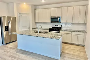 5013 Stockton Ln, Del Valle, TX 78617 - Photo 2