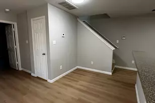 2906 Kestrel Dr, Austin, TX 78745 - Photo 6