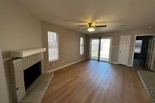 2906 Kestrel Dr, Austin, TX 78745 - Photo 4