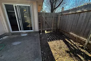 2906 Kestrel Dr, Austin, TX 78745 - Photo 18