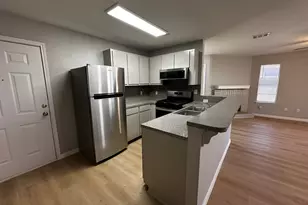 2906 Kestrel Dr, Austin, TX 78745 - Photo 8