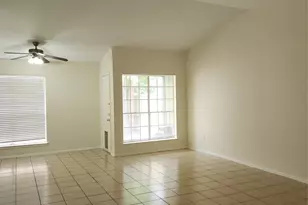 502 Burlwood Ct, Round Rock, TX 78664 - Photo 2