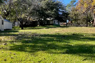 700 County Road 126 Rd, Kingsland, TX 78639 - Photo 32