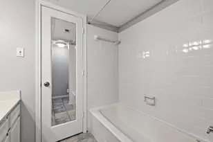 1601 Faro Dr, Austin, TX 78741 - Photo 18