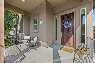 1518 Frontier Valley Dr, Austin, TX 78741 - Photo 2