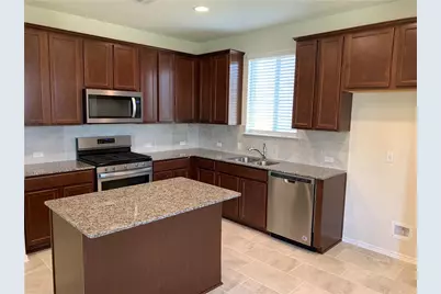 105 Berkeley Place, Georgetown, TX 78628 - Photo 2