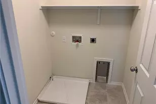 105 Berkeley Pl, Georgetown, TX 78628 - Photo 14