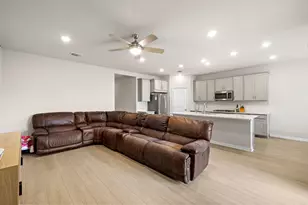 142 Prairie Falls Drive, Hutto, TX 78634 - Photo 8