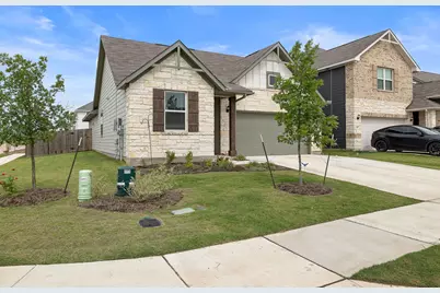 142 Prairie Falls Drive, Hutto, TX 78634 - Photo 2