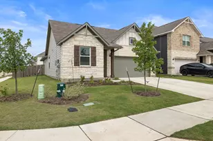 142 Prairie Falls Drive, Hutto, TX 78634 - Photo 2