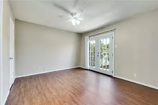 311 E 31st St, Austin, TX 78705 - Photo 8