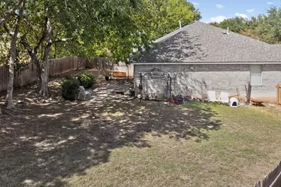 906 Hollow Trail Court, Round Rock, TX 78664 - Photo 36