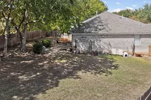 906 Hollow Trail Ct, Round Rock, TX 78664 - Photo 36