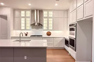 204 Rusty Colt, Liberty Hill, TX 78642 - Photo 4