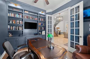 1909 Lakecliff Hills Ln, Austin, TX 78732 - Photo 4