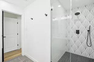 2104 Malvern Hill Dr, Austin, TX 78745 - Photo 26