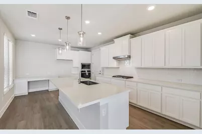 8822 Marmoset Way, Austin, TX 78744 - Photo 10
