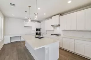 8822 Marmoset Wy, Austin, TX 78744 - Photo 10