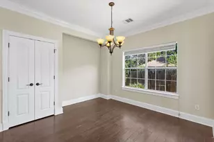 6715 Windrift Way Way, Austin, TX 78745 - Photo 10