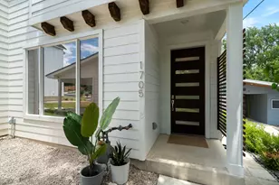 1705B Perez St, Austin, TX 78721 - Photo 4