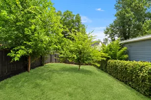1705B Perez St, Austin, TX 78721 - Photo 24