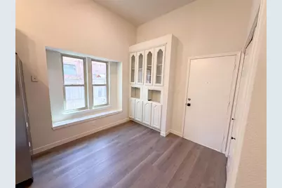 605 Hawthorne Lane, Round Rock, TX 78664 - Photo 8